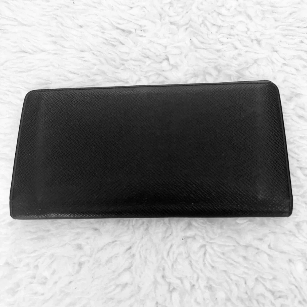 Louis Vuitton Portefeuille Taiga M32572 Black Leather SP4182 Unisex Long Wallet